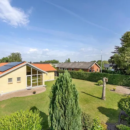 Casa Fyrrevaenget Villa *